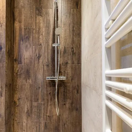 Beautiful 1bd Flat With A Parking Spot In The Centre Plovdiv